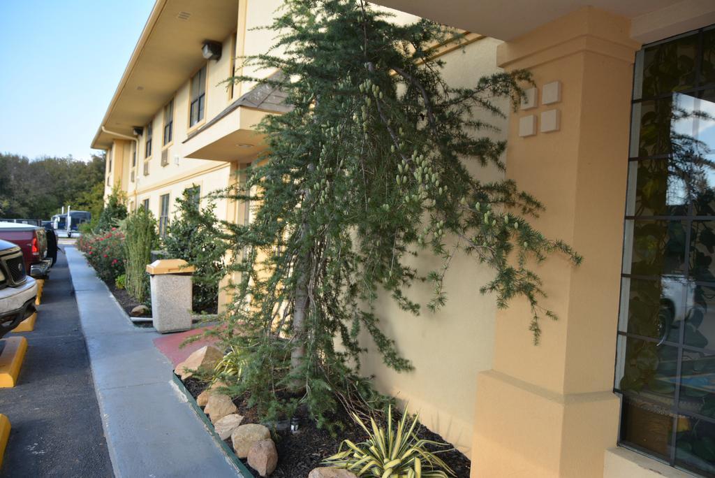 Super 8 By Wyndham Sulphur Extérieur photo