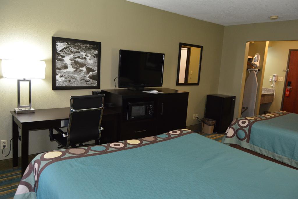 Super 8 By Wyndham Sulphur Extérieur photo