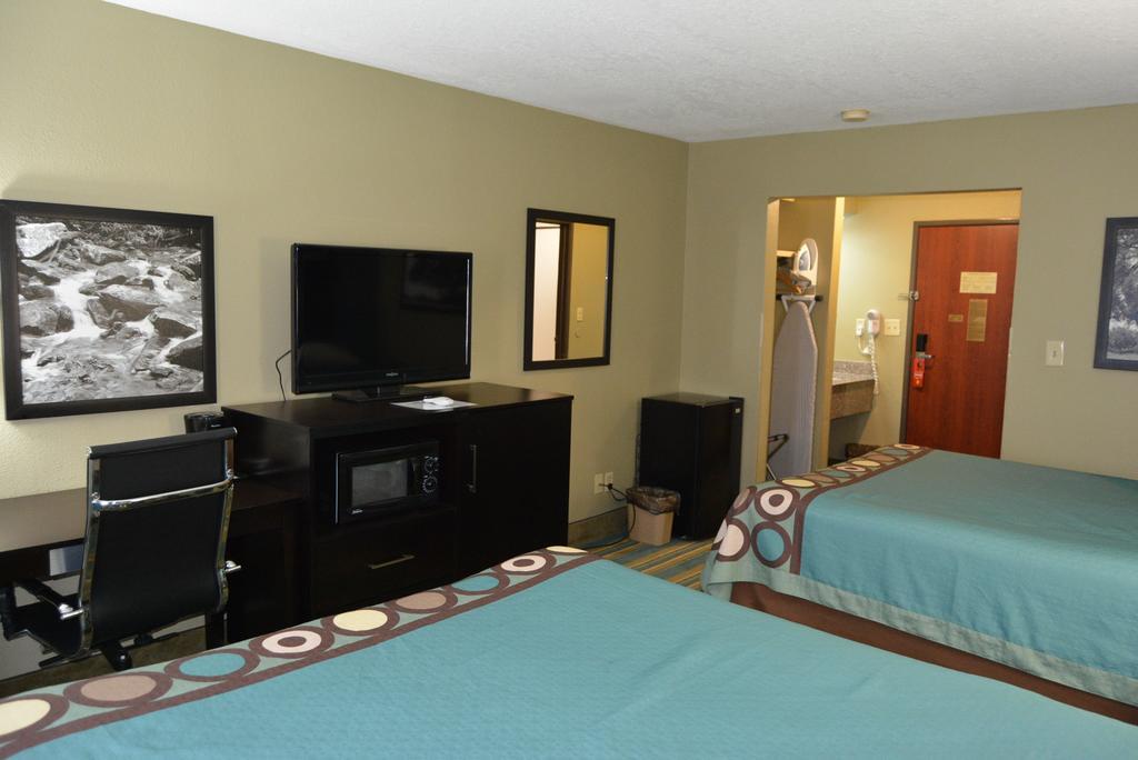 Super 8 By Wyndham Sulphur Chambre photo