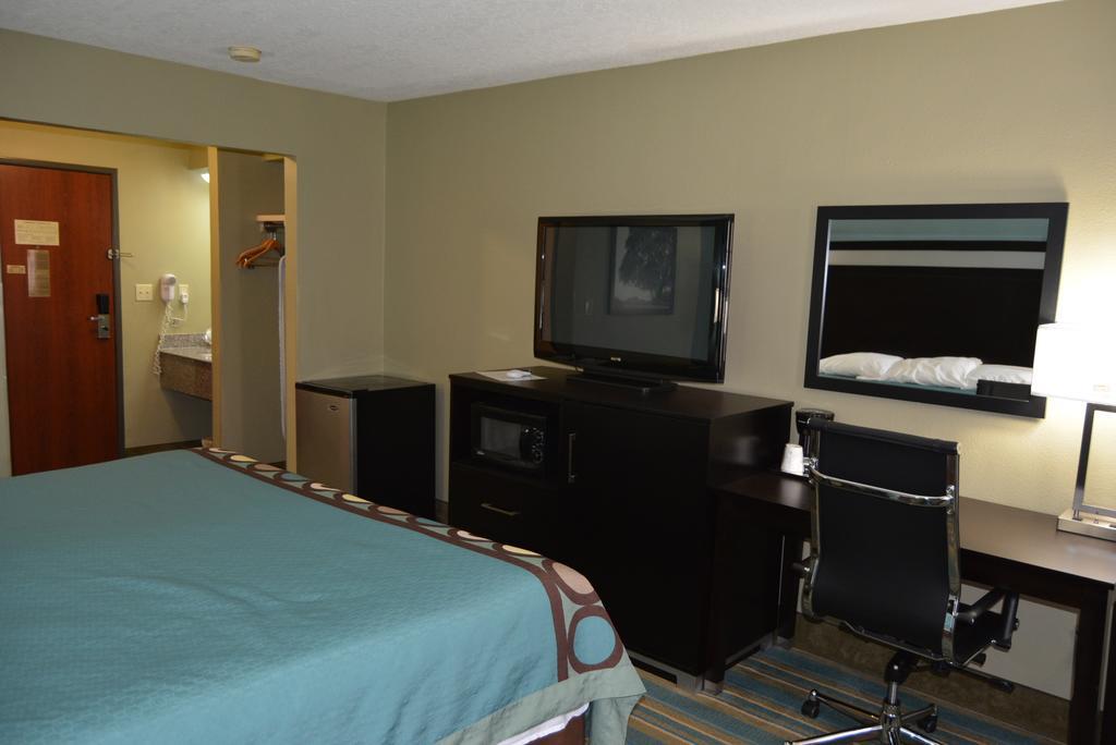 Super 8 By Wyndham Sulphur Chambre photo