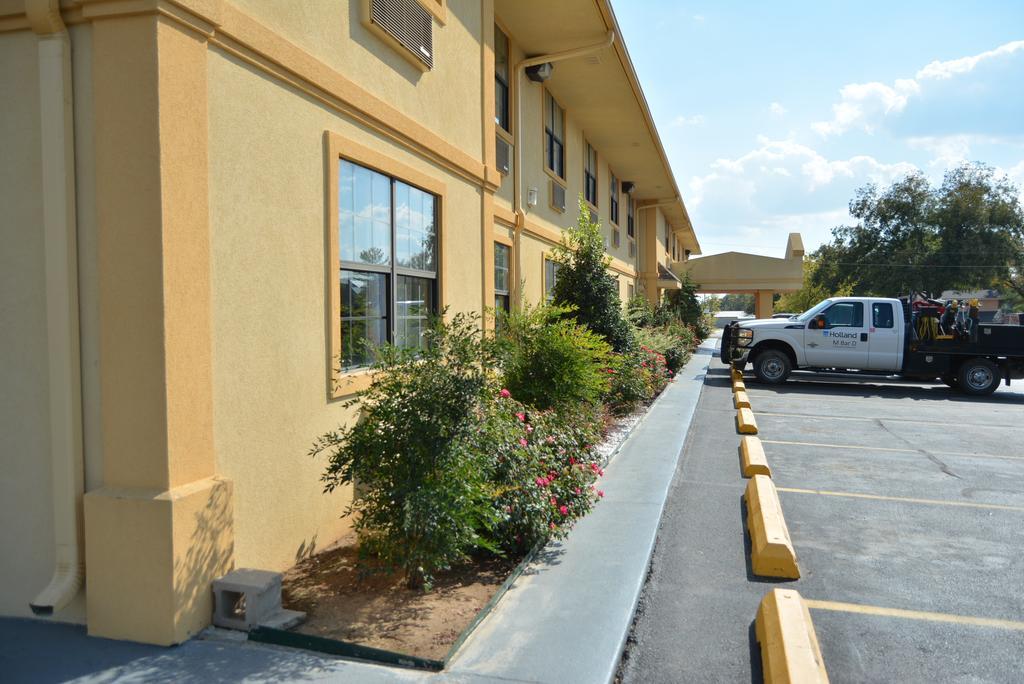 Super 8 By Wyndham Sulphur Extérieur photo